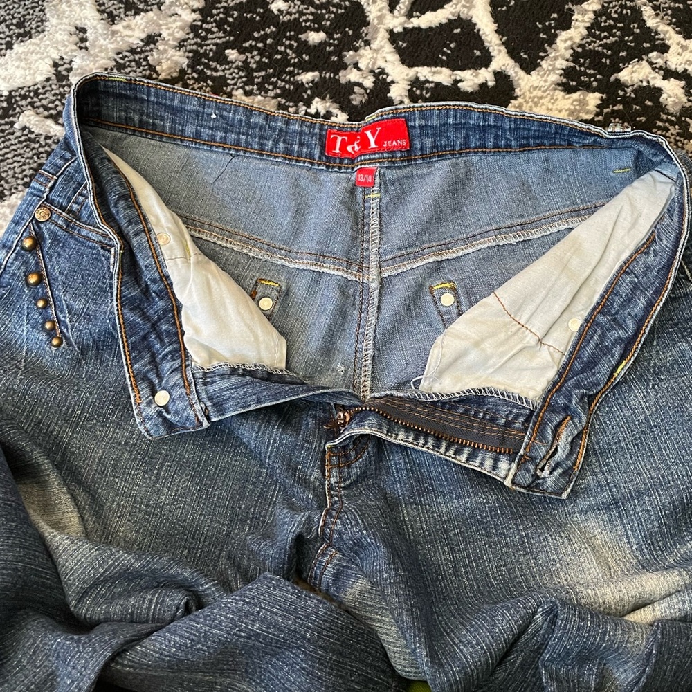 T&Y jeans 👖 - Picture 3 of 6